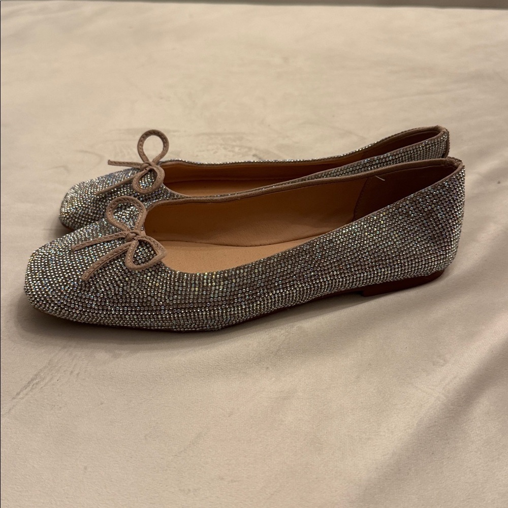 Matisse Roxy Glittering Silver Flats with Bow, sz 8 - Picture 3 of 8